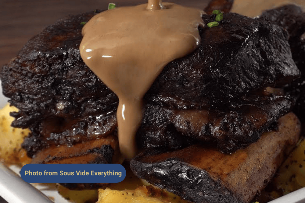 English Style Short Ribs with Gravy